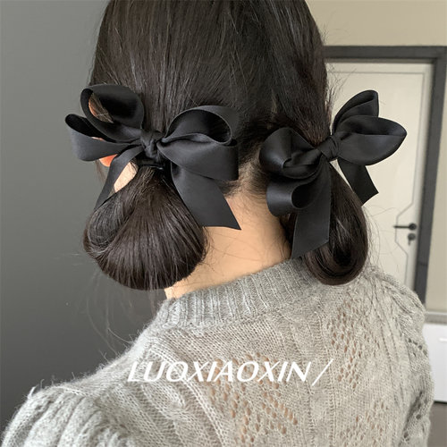 Jisoo同款蝴蝶结黑色双马尾边夹