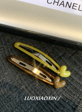 罗小辛复古爱心刘海夹咖啡色甜美