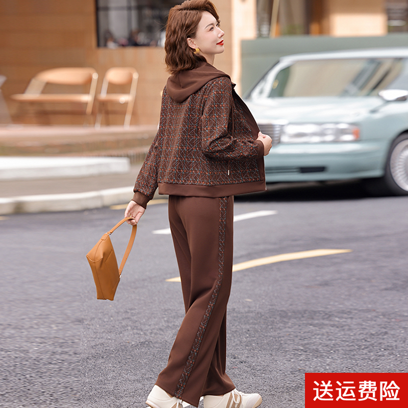 妈妈秋装外套2025新款中老年运动套装女春秋贵夫人洋气拼接两件套