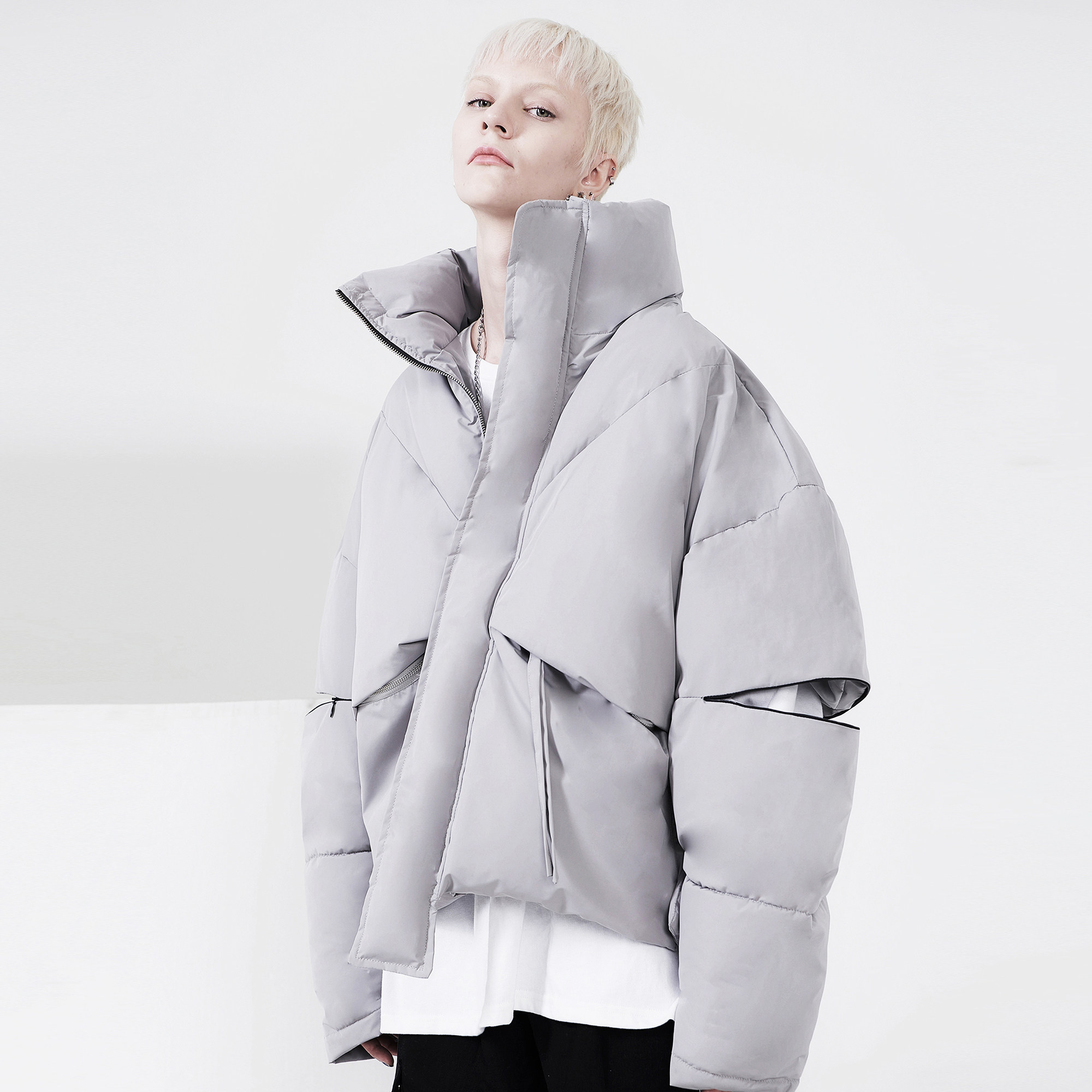 LOSTCTRL DECONSTRUCTS THE DESIGN SENSE OF DOWN PADDED JACKET FOR MEN AND WOMEN AND THE NEW WINTER COUPLE COAT FOR MENS AND WOMENS FASHION BRANDS
