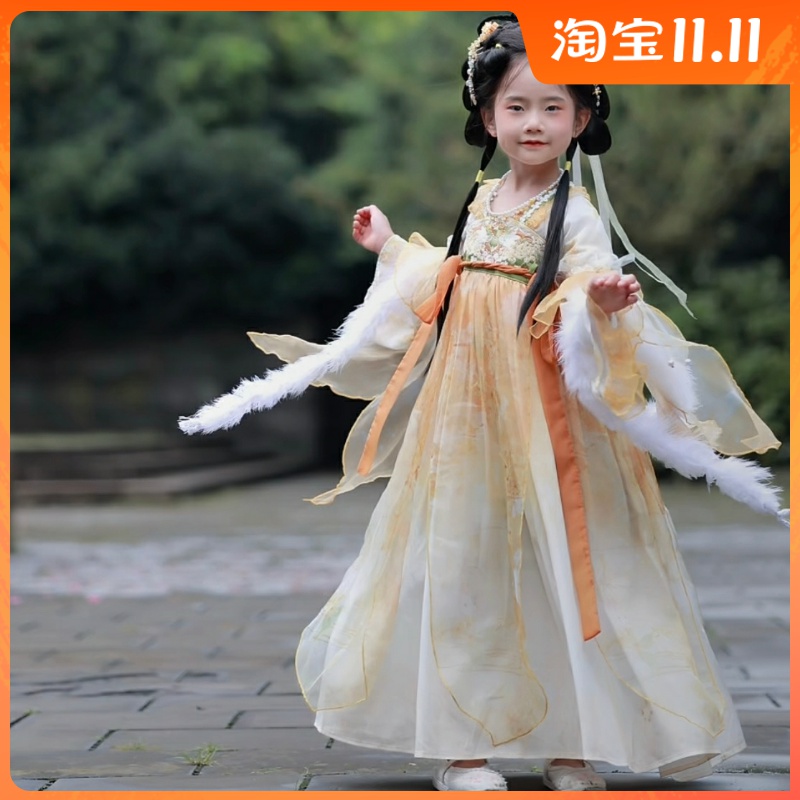 一袭汉服惊艳时光古韵自来