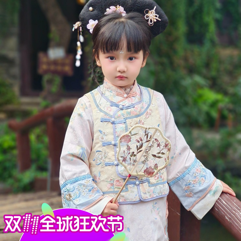 一袭汉服惊艳时光古韵自来