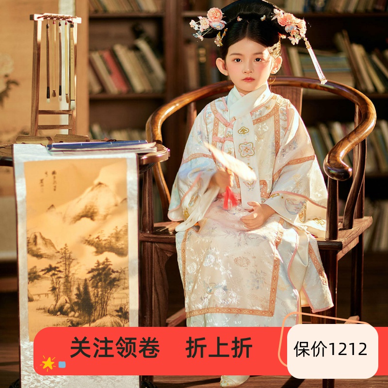 一袭汉服惊艳时光古韵自来