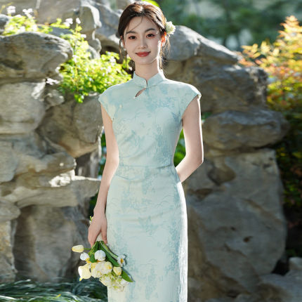 绿色旗袍淑女范2026新款夏季新中式国风气质日常改良高级感洋装