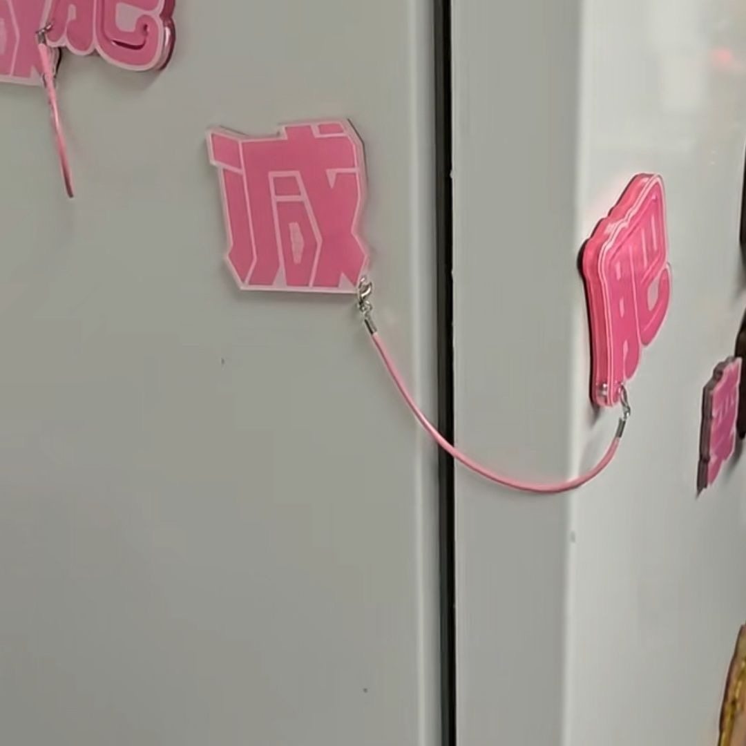 小红书同款冰箱贴磁吸装饰贴创意可爱卡通动漫周边亚克力冰箱贴,节庆用品/礼品,文化创意冰箱贴,淘宝优惠券,粉丝福利购,淘宝优惠卷