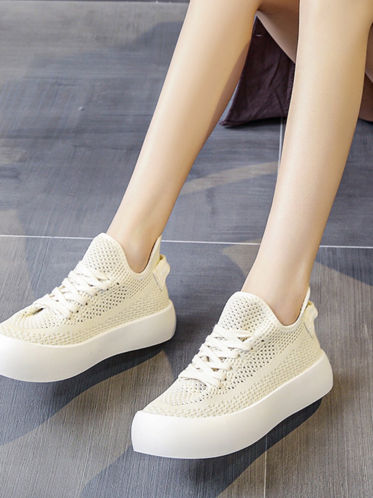 SIMPLE COLORISM  ITS HARD NOT TO LOOK THIN  MESH BREATHABLE FLYING WOVEN SHOES WOMENS SOFT-SOLED LIGHTWEIGHT THICK-SOLED BOARD SHOES SPORTS