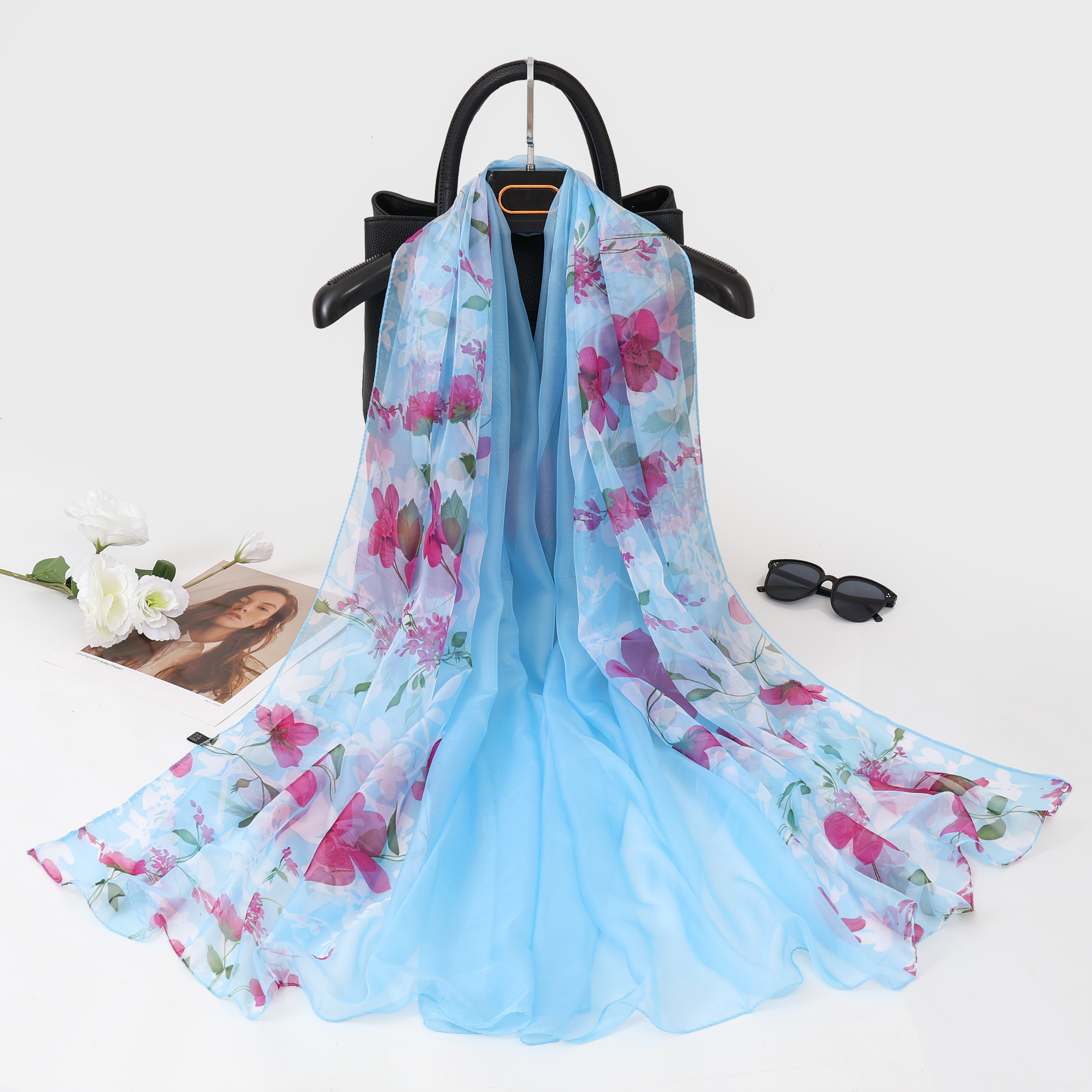 春秋新品雪纺印花丝巾夏季薄款女士纱巾围巾夏季防晒披肩百搭两用