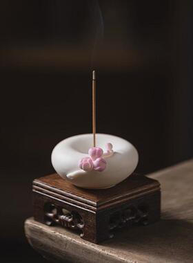 白瓷手工捏花梅花线香插家用室内小摆件创意香座香托立式香台茶桌