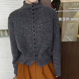 蜜熊绒半高领单排扣花纱毛衣女2025冬高端时尚柔软百搭针织衫打底