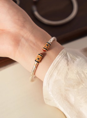 QIANTAO「忆江南」国风中式描金珐琅唐草纹开口足银999手镯女礼物