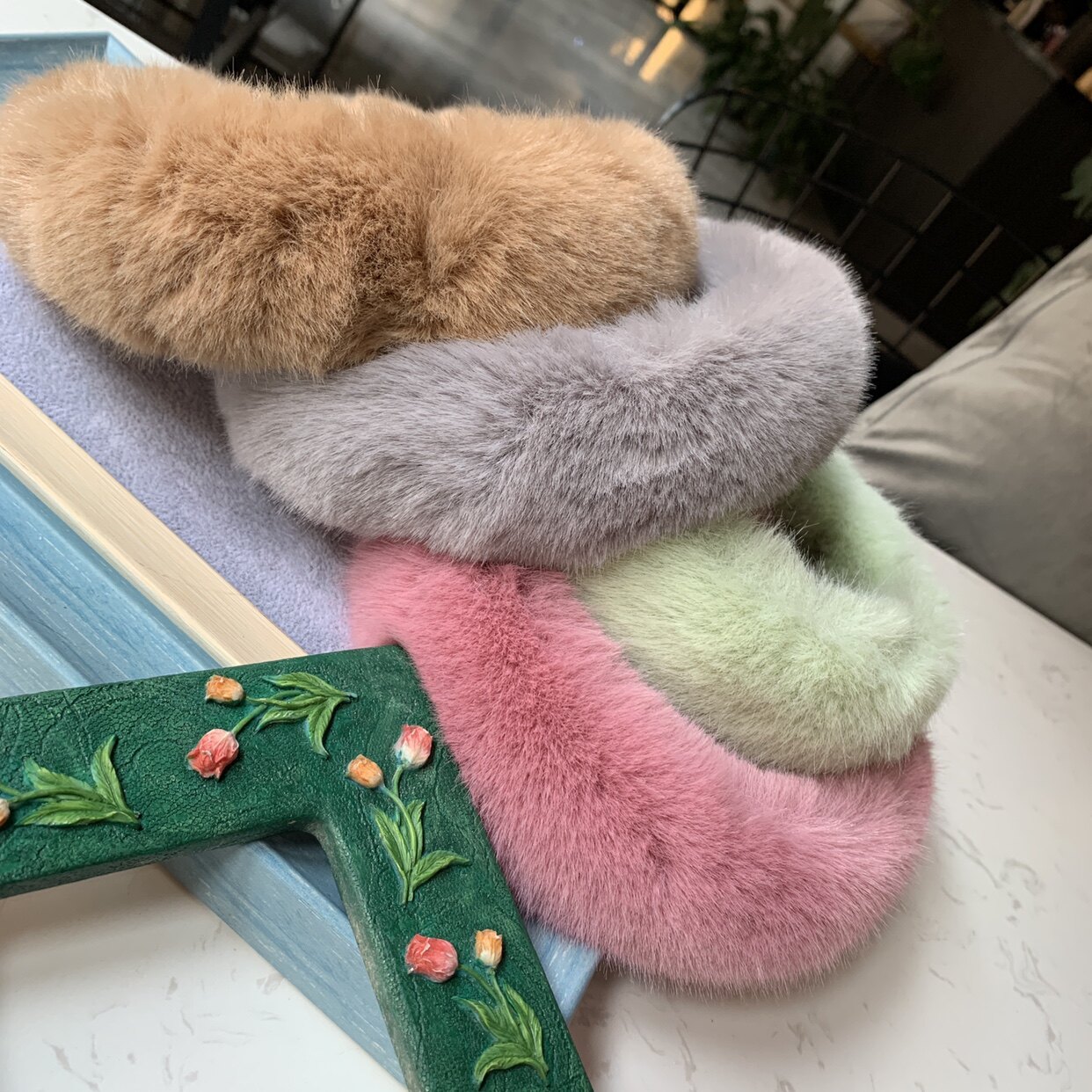 【呼呼推荐】糖果彩色水貂绒发箍韩国系发带简约头箍秋冬毛绒发箍