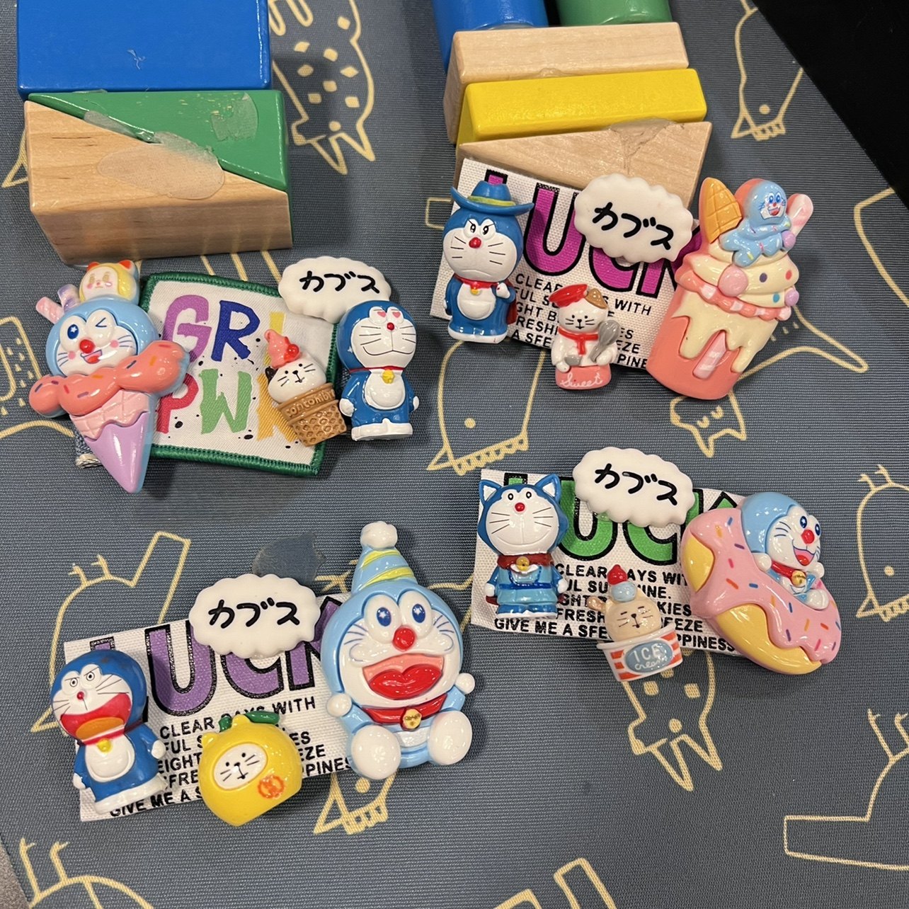 机器猫彩色发夹掰掰边