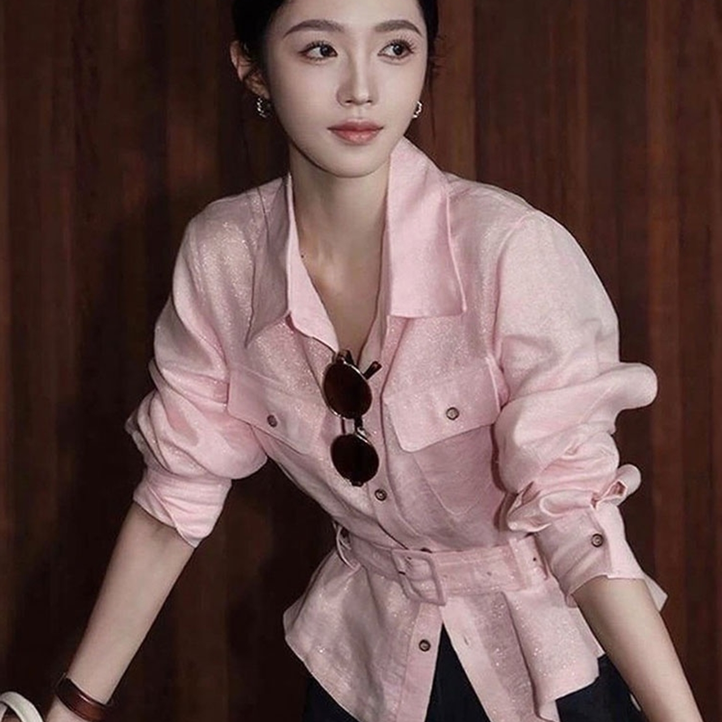 外贸撤回减龄洋气粉色长袖衬衫女早秋外套2025新款高端小资上衣