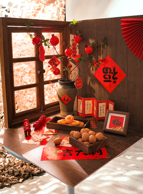 新年装饰拍照道具假窗户造景复古美食高级氛围感拍摄场景布置红色对联糖葫芦小摆件搭建一整套木纹摄影背景板
