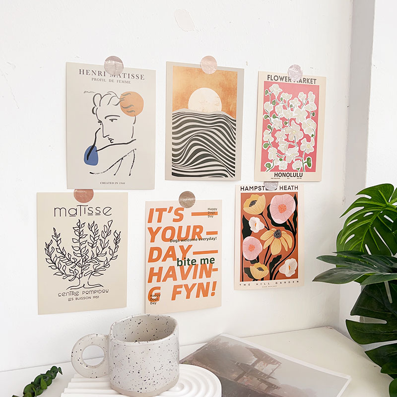 ins文艺小清新风景明信片墙面装饰高级感生日卡片烘培美食美妆美甲拍照道具网红拍照区布置贴纸海报遮丑墙贴怎么看?