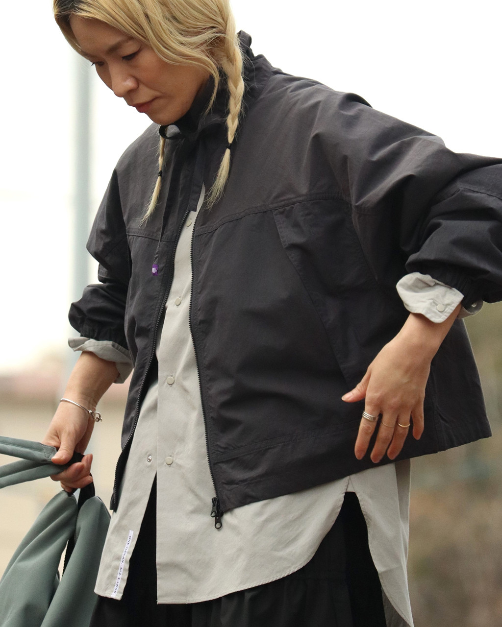 春夏新款棉尼混纺短款户拉链夹克