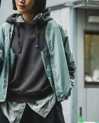 春夏新款蜡染做旧女款短款帽衫