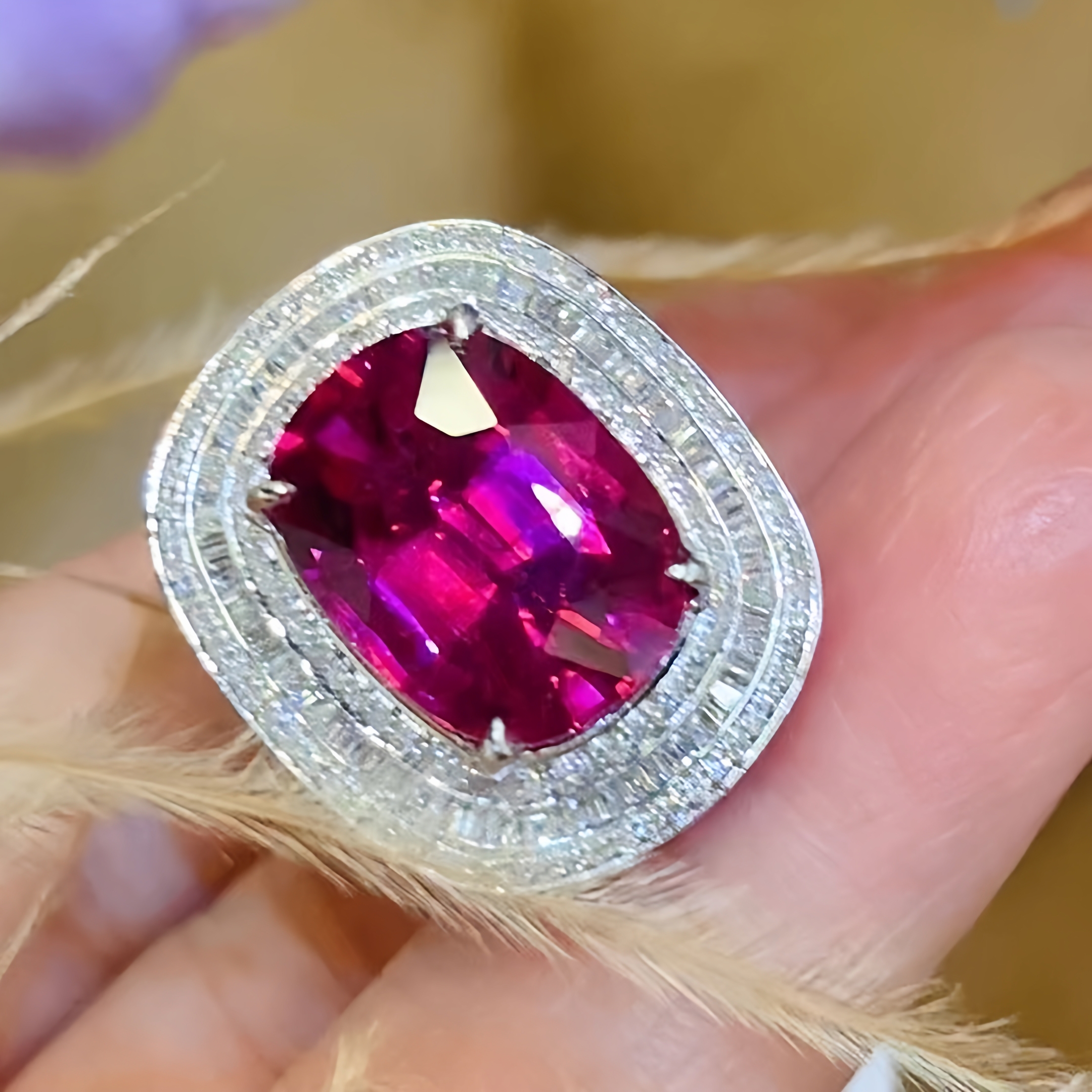 红宝石戒指女款18k金镶嵌钻石红宝石活口可调节大小