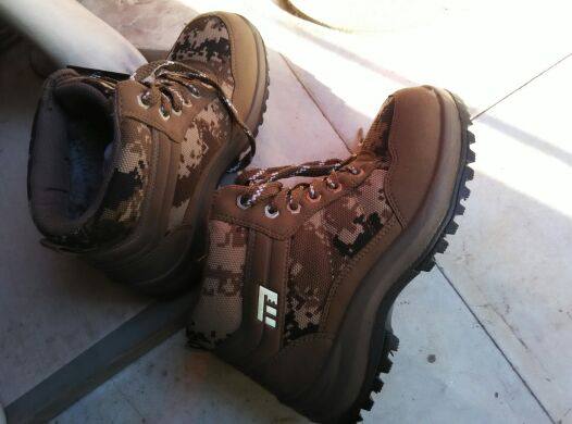 Boots militaires - Ref 1400876 Image 1