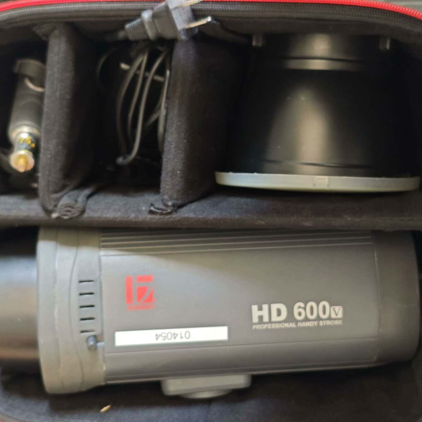 议价金贝HD600V外景闪光灯