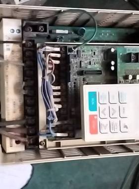 议价安川616G5变频器   ClMR一G5A27P5..200