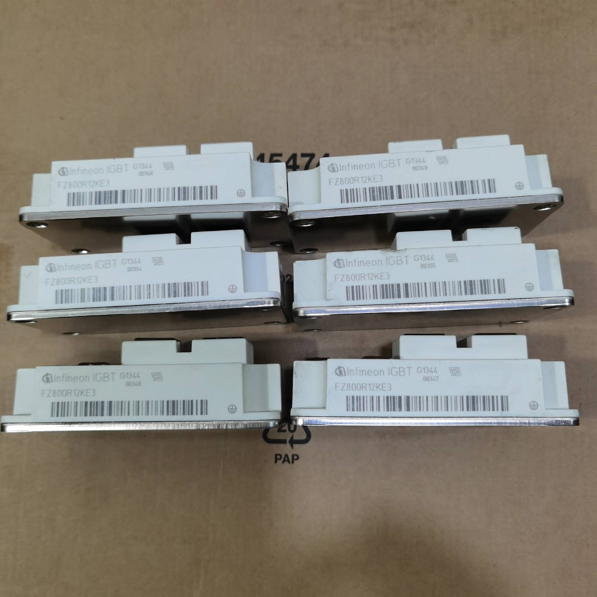 议价英飞凌 FZ800R12KE3 IGBT模块 一单元800A
