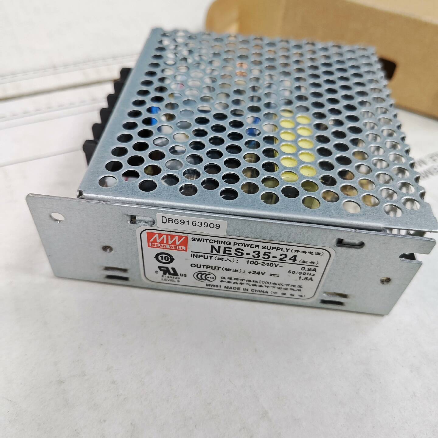 议价明纬开关电源，型号NES35-24，35W，输24V/1.