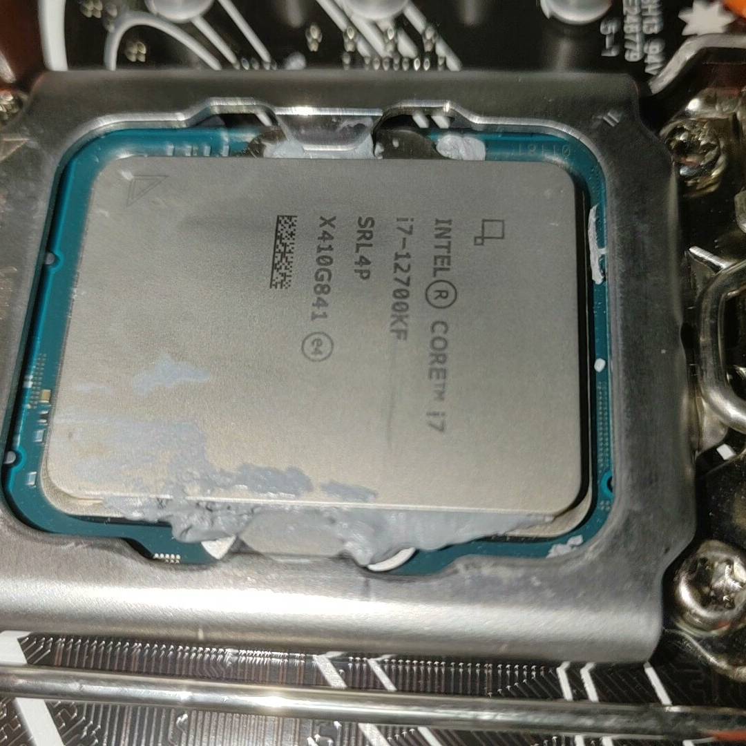 议价i7-12700KF拆机的一共有两颗