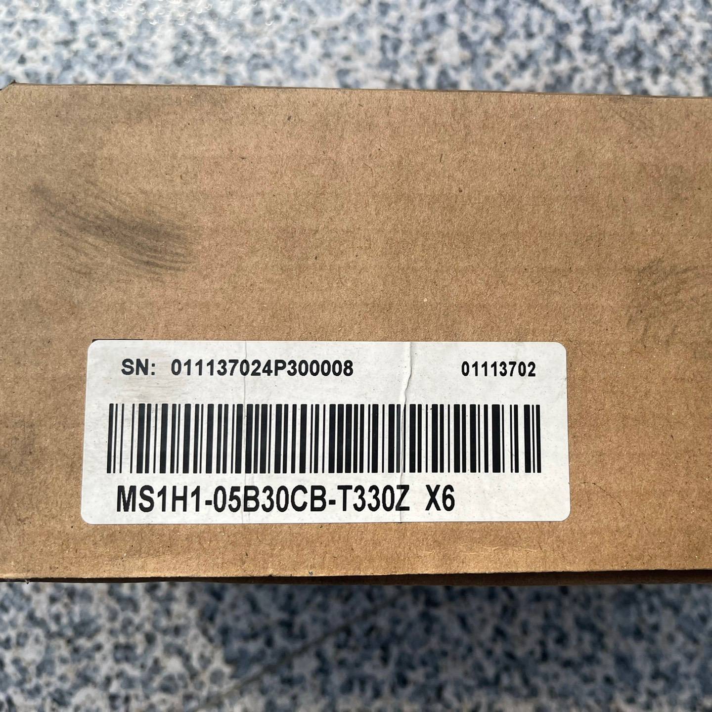 议价汇川电机MS1H1-05B30CB-T330Z X6全新原装