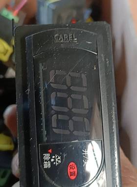 议价CAREL卡乐RKQH1E0548从制冷设备上拆下来0548