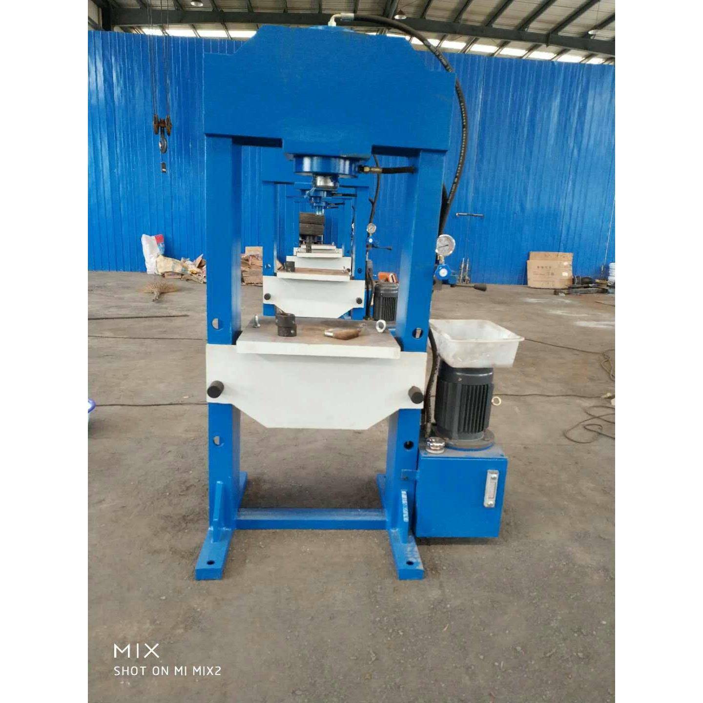 厂家定做龙门液压机50-15吨油压机手动电磁金属小型机床滕州设备