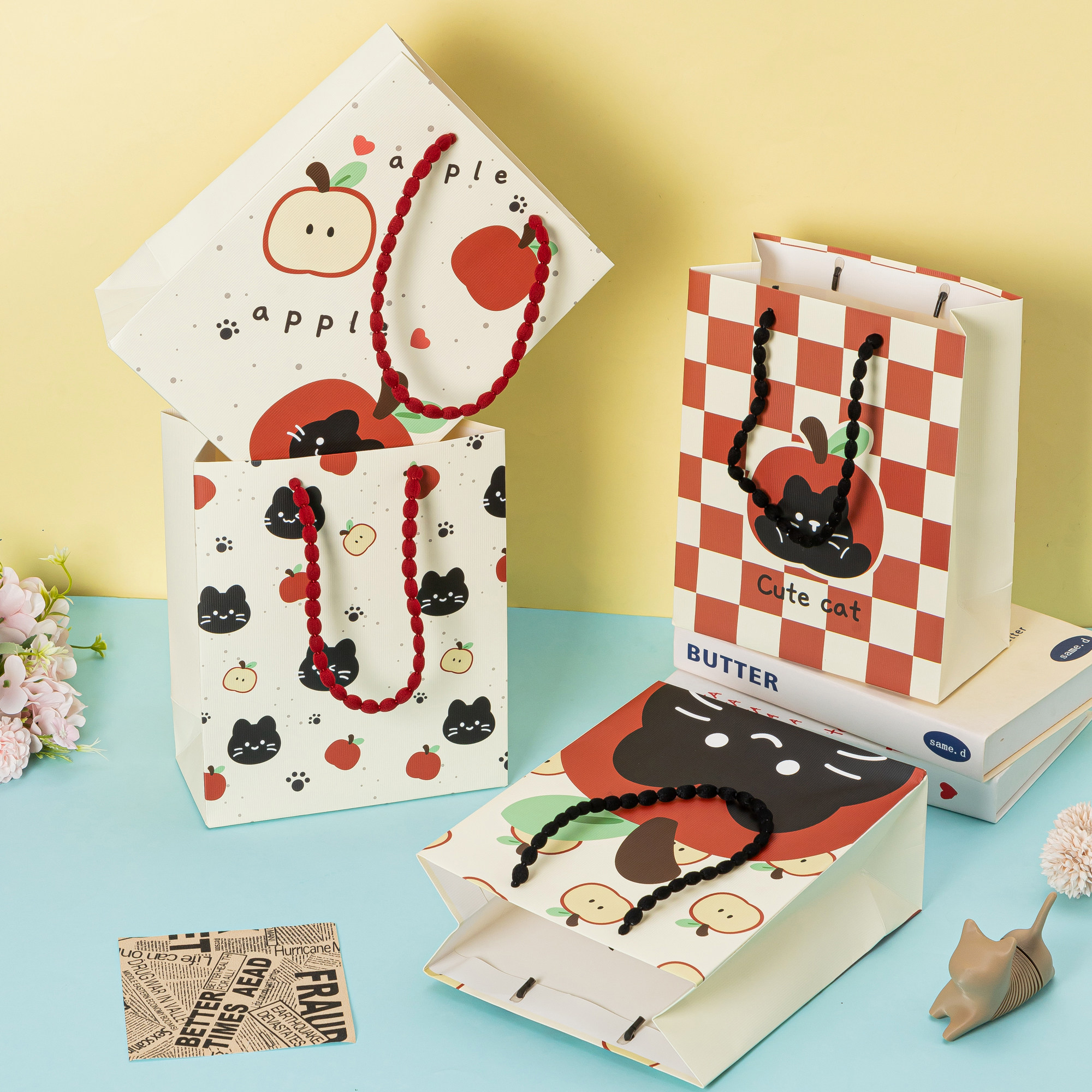 精品礼物礼品袋可爱卡通小猫手提袋包装纸袋子生日加厚小号礼物袋