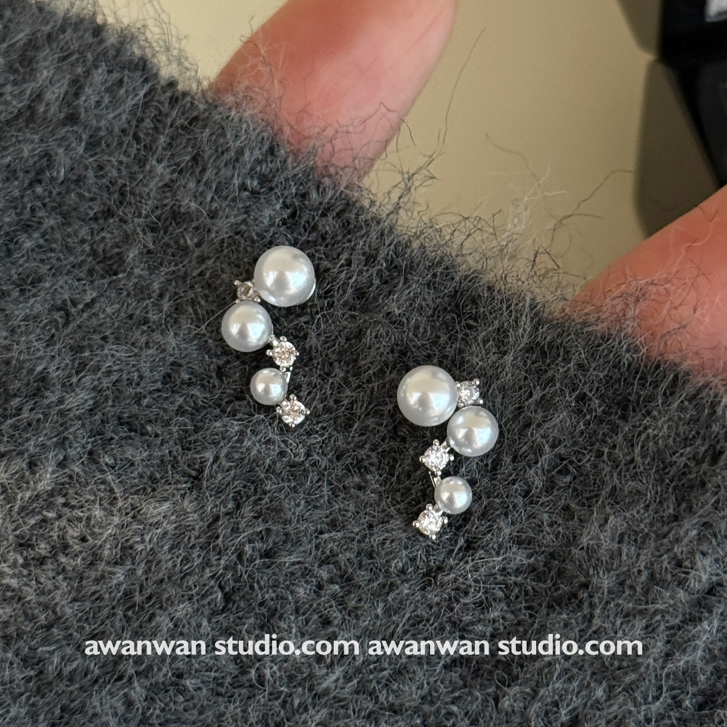 阿婉Wan 高级感日韩气质小众微笑珍珠元素锆石耳钉百搭通勤耳饰