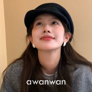 阿婉Wan 清冷高级感金属轻盈羽毛耳钉气质时髦简约耳饰 月羽