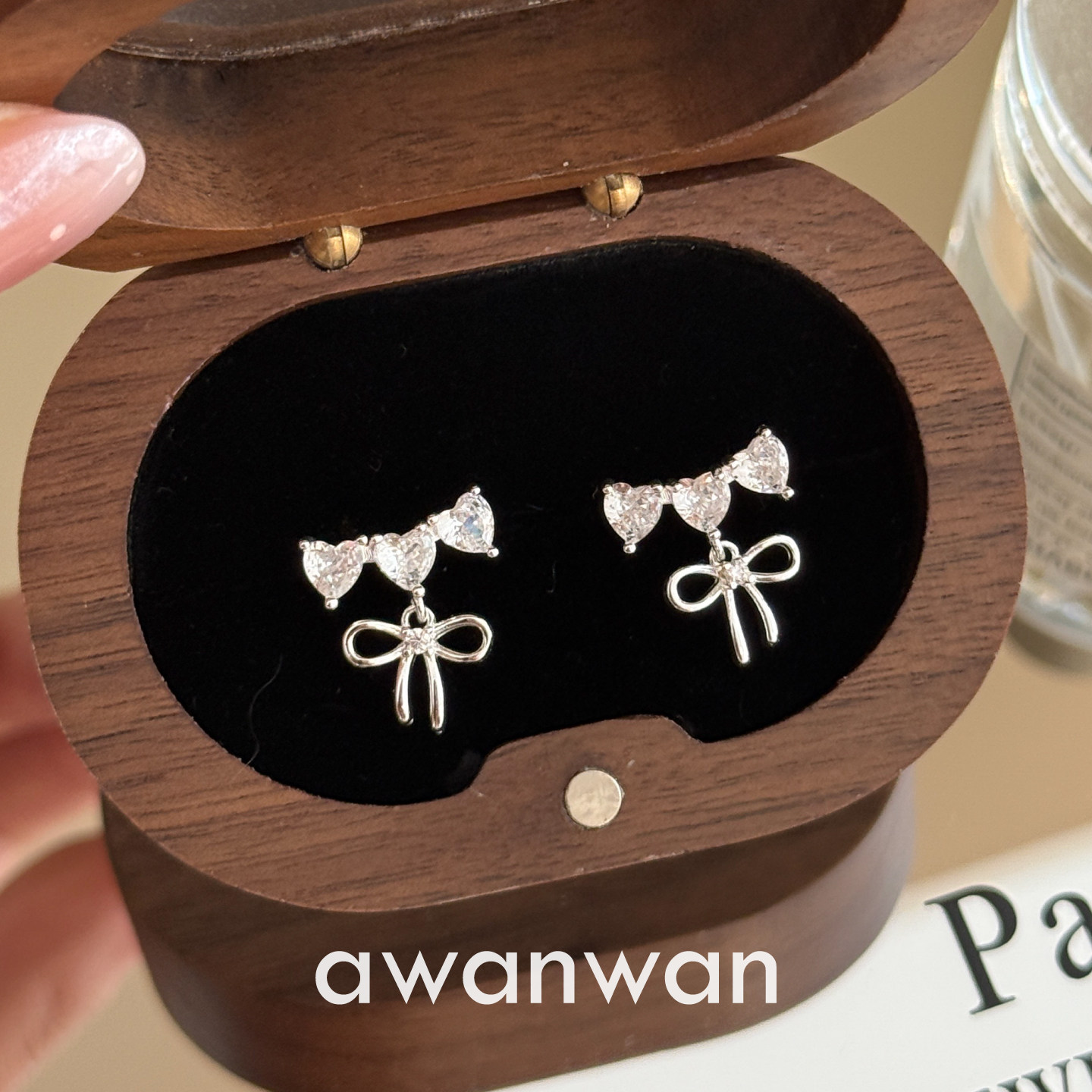 阿婉Wan 在逃公主~元气少女甜妹蝴蝶结锆石耳钉高级感精致耳饰