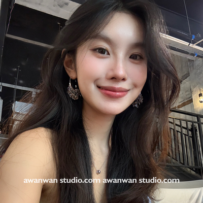 阿婉Wan 波光粼粼金属亮片流苏时髦独特设计耳环冷淡风个性耳饰