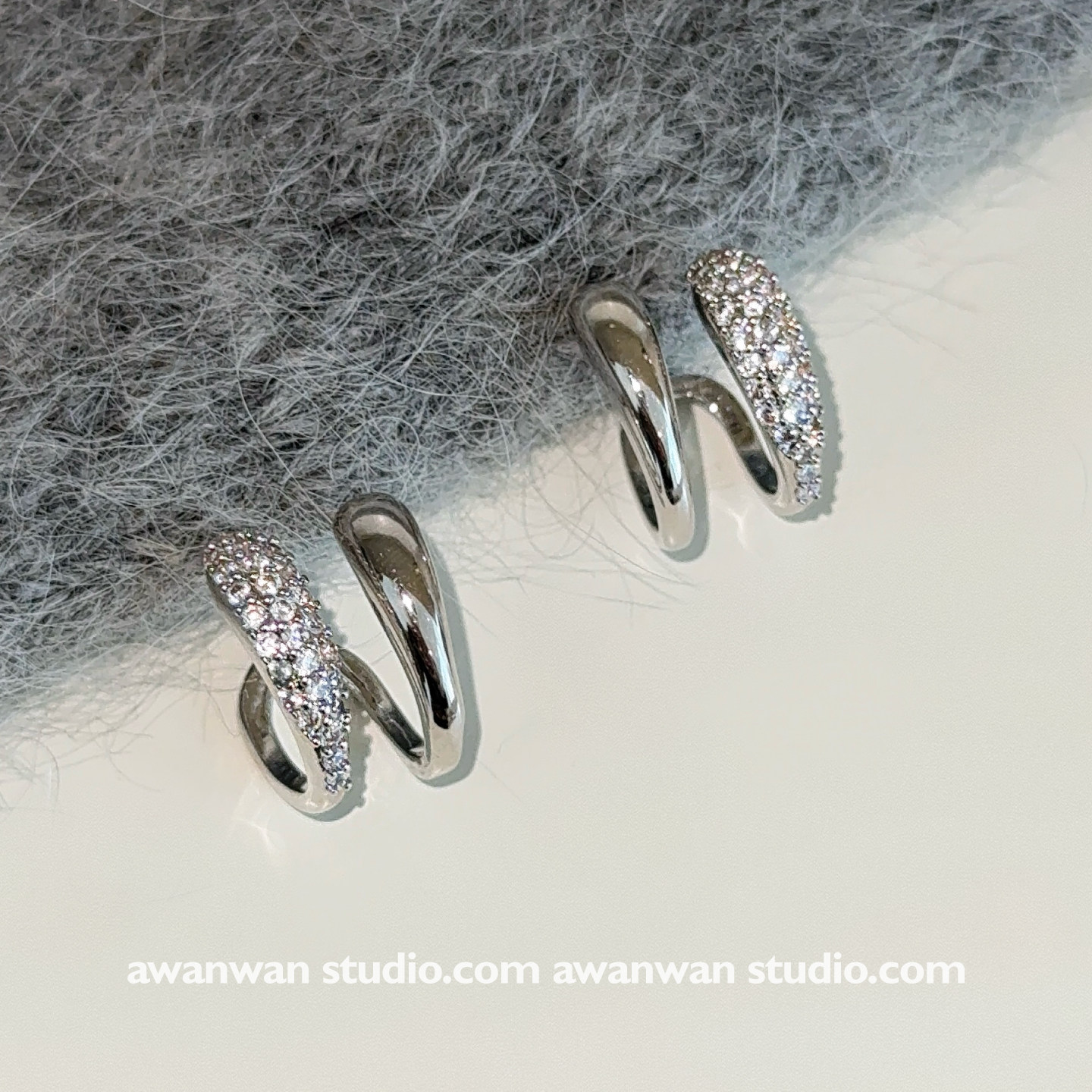 新品88折 极简淡人系~秋冬新款微镶锆石扭转设计感耳圈百搭耳饰