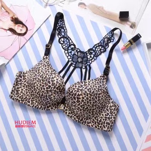 包邮性感前扣无钢圈聚拢文胸 交叉蕾丝胸罩深v豹纹无痕女内衣套装