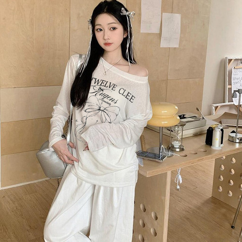 铅笔莓莓韩系涂鸦抽褶长袖t恤女