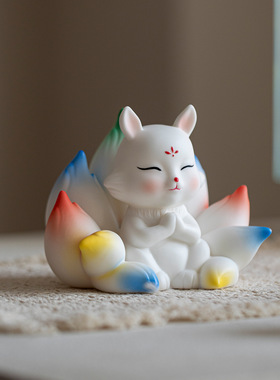 陶瓷九尾狐狸摆件招财创意家居