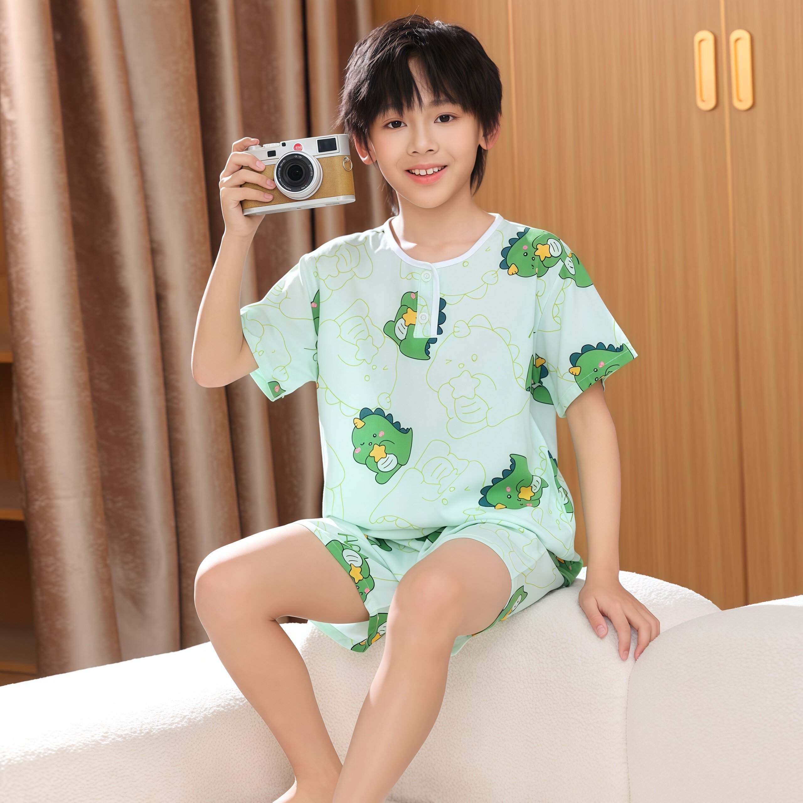 夏季儿童短袖短裤绵绸薄款男童女孩小孩可爱中大童睡衣家居服套装