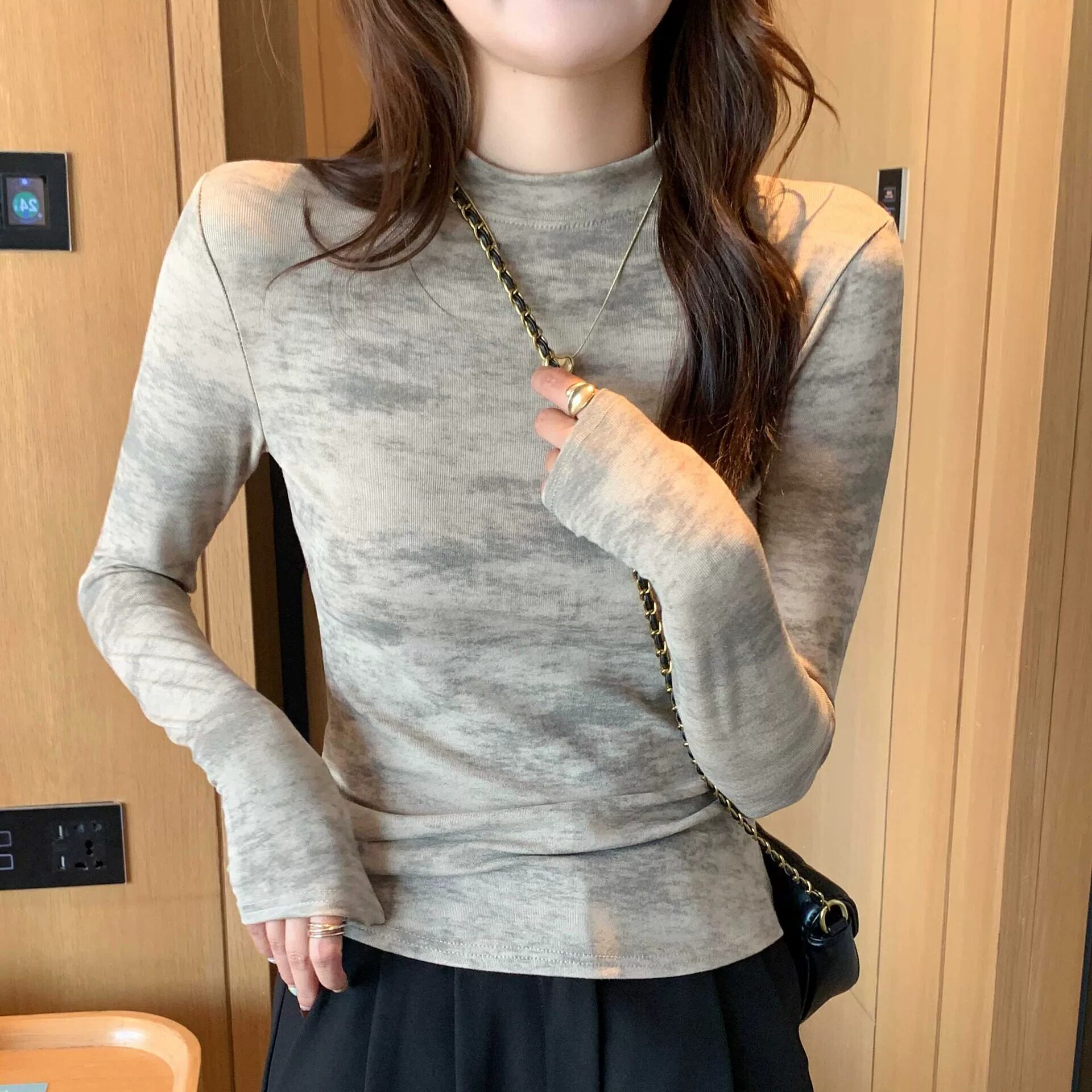 半高领迷彩打底衫女内搭秋冬季新款洋气修身百搭外穿T恤长袖上衣