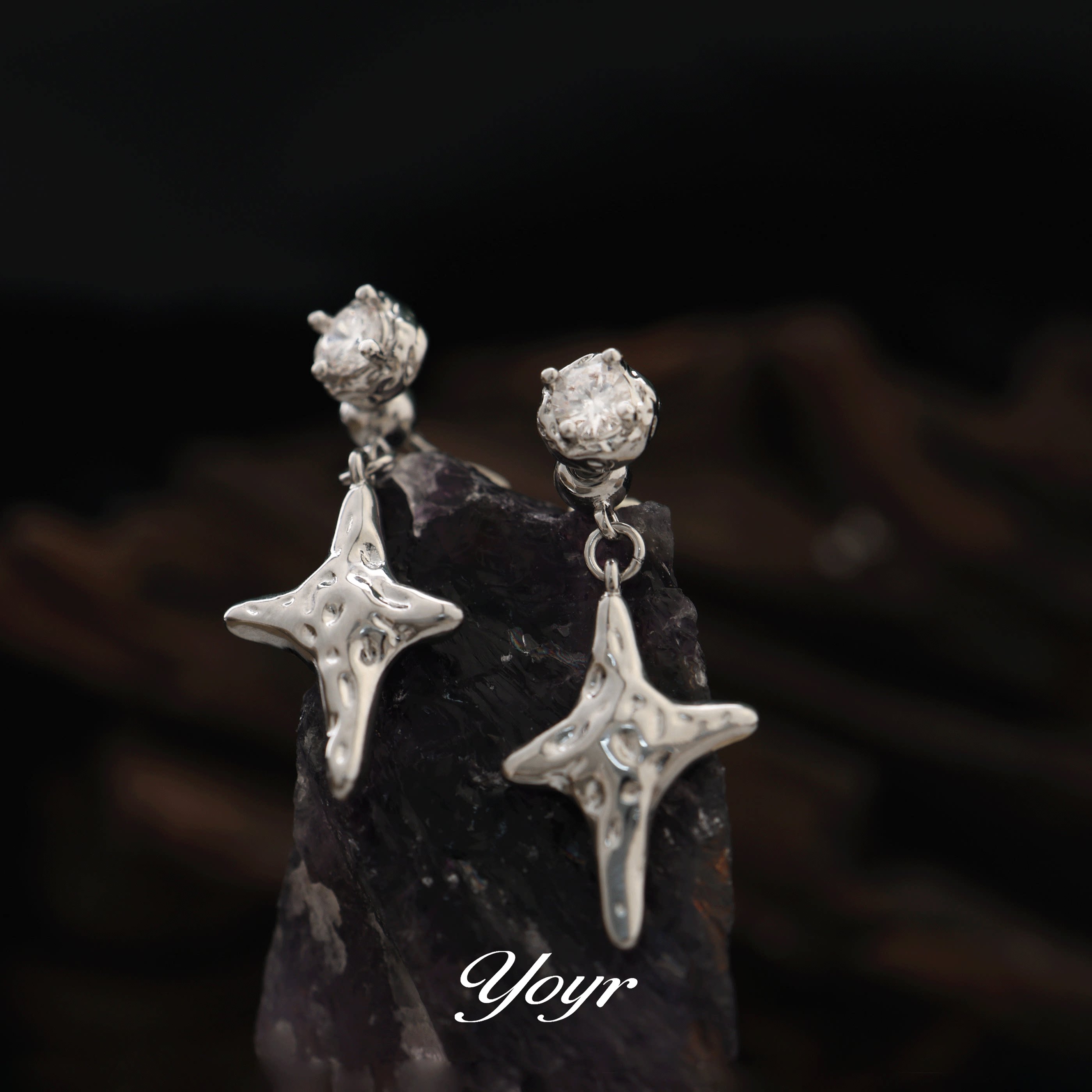 YOYR熔岩星光冷淡风星芒轻奢耳钉