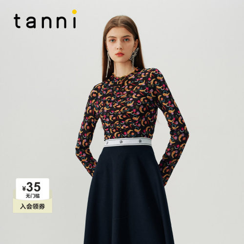 tanni抽褶满印网纱打底上衣