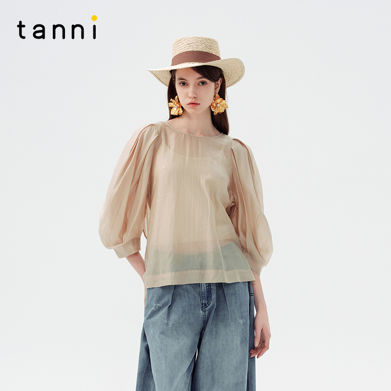 tanni复古质感镂空泡泡袖上衣