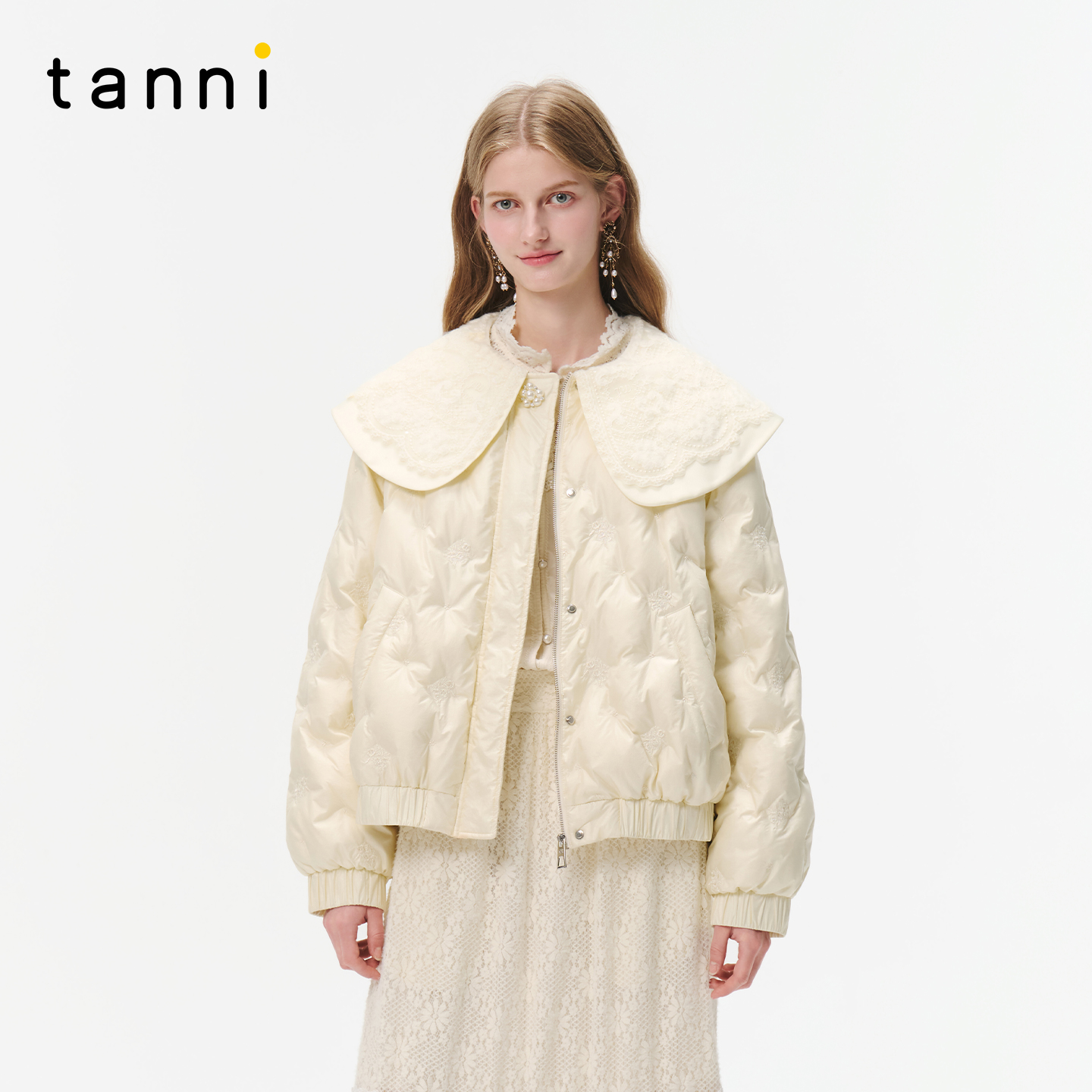 tanni25冬新款甜美千金风蕾丝领白色宽松短款羽绒服TO31DJ016A