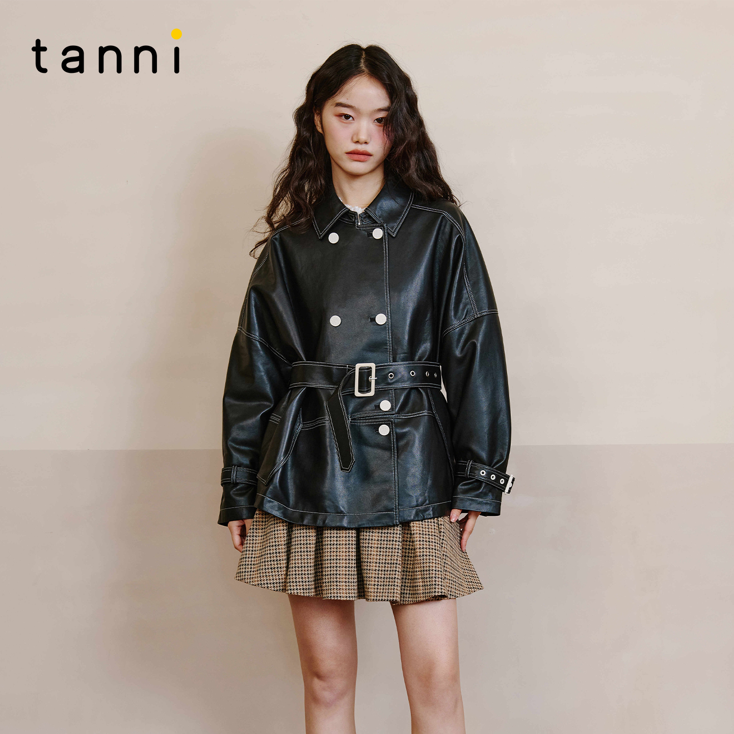 tanni25新款通勤时尚港风复古廓形收腰短款pu皮衣外套TO31JK001B