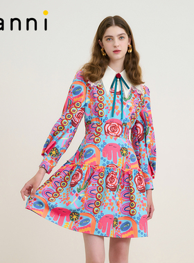 tanni新款度假休闲甜美印花时尚V领收腰连衣裙TM31DR007A