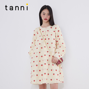 tanni甜美可爱显瘦气质波点草莓印花中长款连衣裙女TM11DR002B