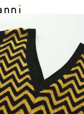 tanni2025秋款百搭条纹A字宽肩V领直筒无袖针织连衣裙TN31KN082A